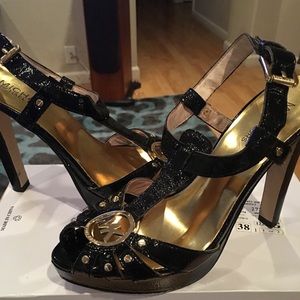 Michael Kors Pumps